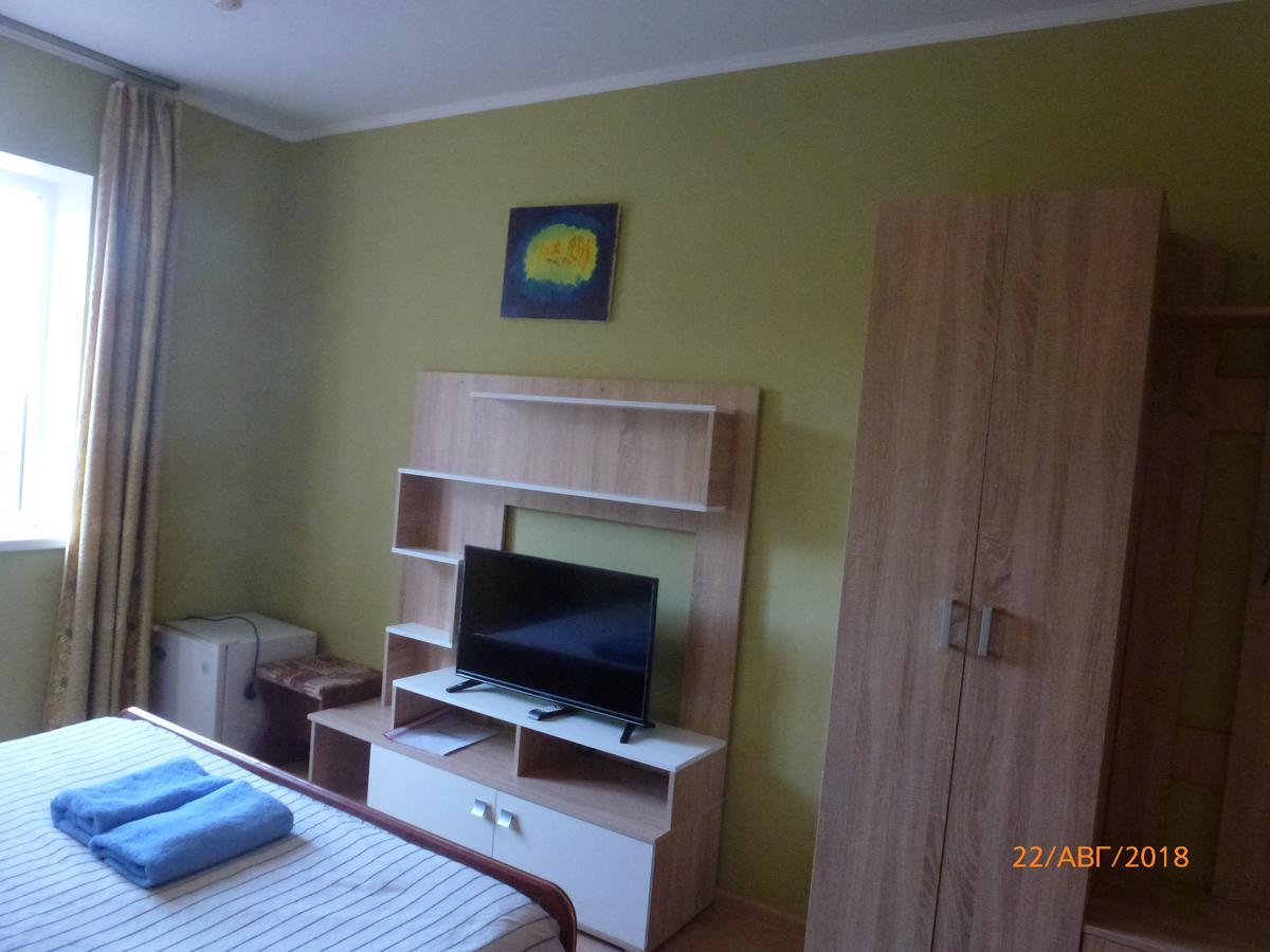 Hostel Serebryaniy Kluch Goryachiy Klyuch Buitenkant foto