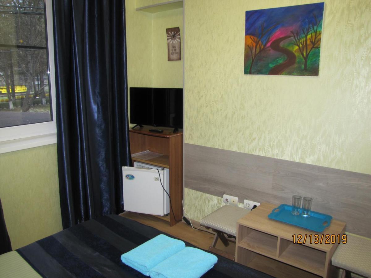 Hostel Serebryaniy Kluch Goryachiy Klyuch Buitenkant foto