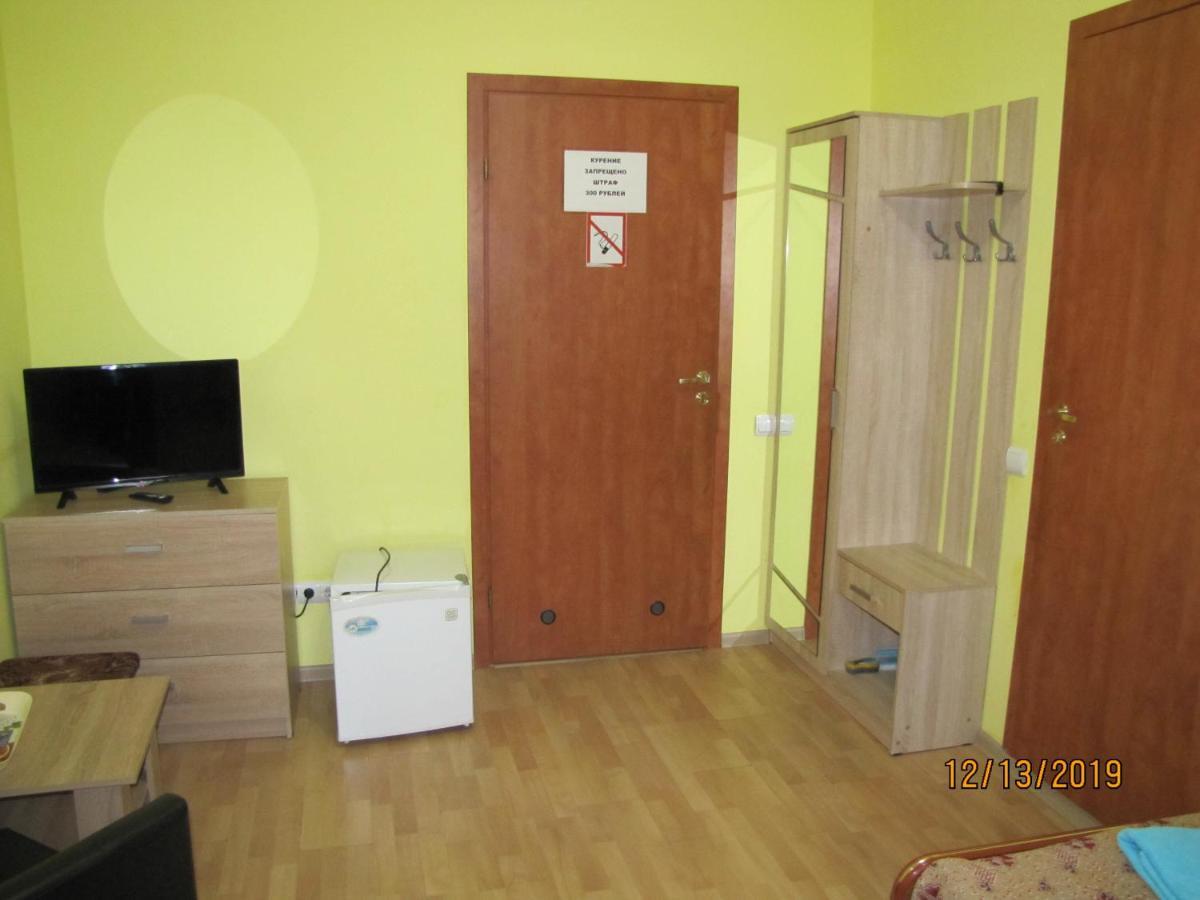 Hostel Serebryaniy Kluch Goryachiy Klyuch Buitenkant foto